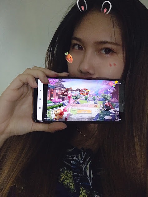 Các hot girl đồng loạt ngoi lên thả thính nhiệt tình chỉ vì... 1 chiếc váy: Con gái dễ dụ đến thế là cùng! - Ảnh 13. Các hot girl đồng loạt ngoi lên thả thính nhiệt tình chỉ vì... 1 chiếc váy: Con gái dễ dụ đến thế là cùng! - Ảnh 13.