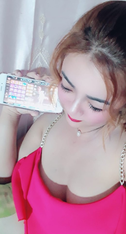 Check-in event mãi không được, cô nàng bực mình dùng Boss cún check-in troll NPH được vỗ tay rầm trời - Ảnh 11. Check-in event mãi không được, cô nàng bực mình dùng Boss cún check-in troll NPH được vỗ tay rầm trời - Ảnh 11.