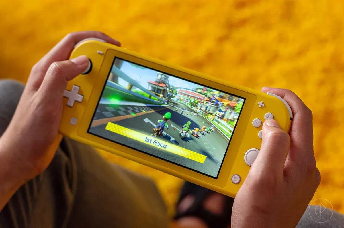 Video Game đang được xem như là cứu cánh cho những người đang ở nhà vì ...