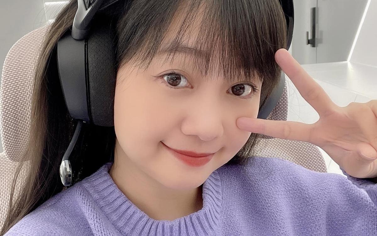 Nữ streamer 