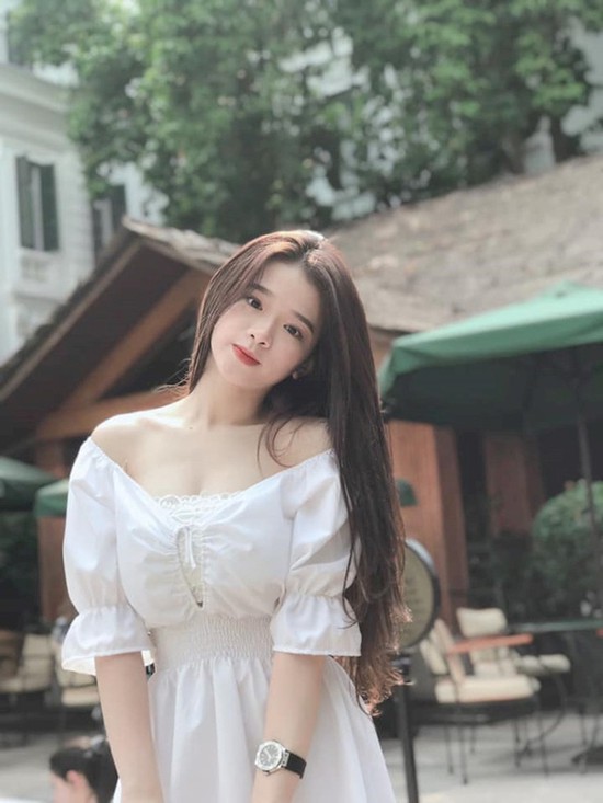 Linh Ka khiến fan sốc nặng với nhan sắc khác lạ, ngoại hình thay đổi rõ rệt so với quá khứ - Ảnh 4.