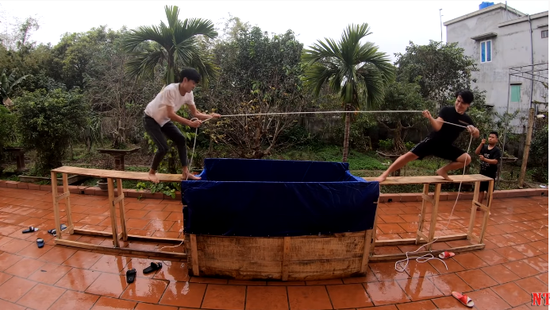 Bất chấp chấn thương, NTN vẫn ra video mới, nhắn nhủ fan: Chẳng có gì là dễ dàng cả, đều đánh đổi bằng mồ hôi, nước mắt và thậm chí là MÁU - Ảnh 3.