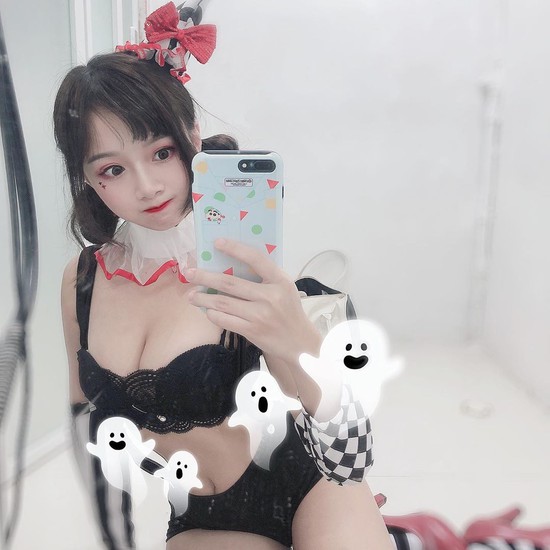 Cộng đồng mạng ngỡ ngàng với cô nàng sinh viên cực phẩm, mặt học sinh nhưng thân hình phụ huynh - Ảnh 6.