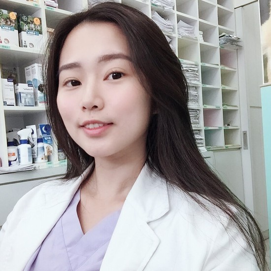 Nhan sắc cực phẩm của nàng hot girl thú y làm các thanh niên mạng thi nhau ước: Giá mà tôi được làm chú cún ấy - Ảnh 6.