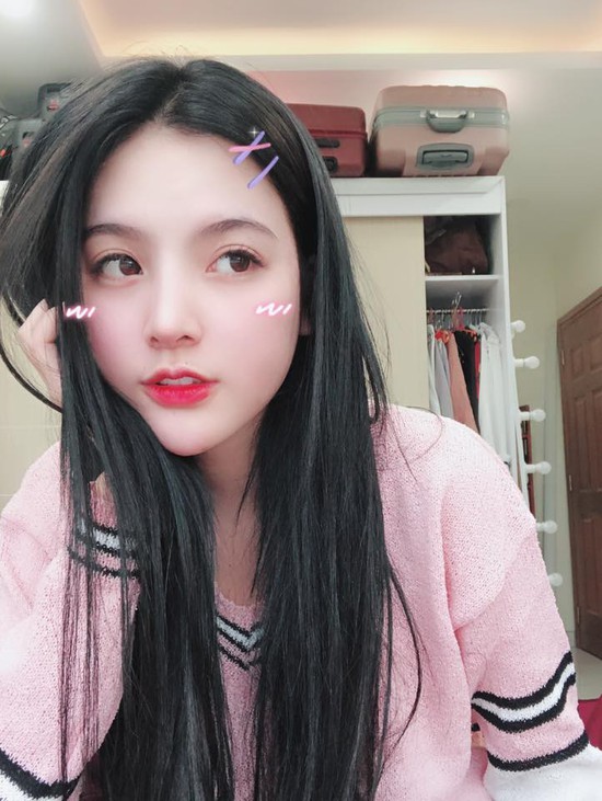 Nông Lưu Thảo - nàng hot girl gợi cảm khiến cộng đồng mạng xao xuyến - Ảnh 11.
