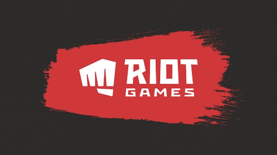 Bi hài chuyện nữ game thủ LMHT bị khóa tài khoản 14 ngày chỉ vì... khuyên đồng đội mua đồ kháng phép - Ảnh 1.