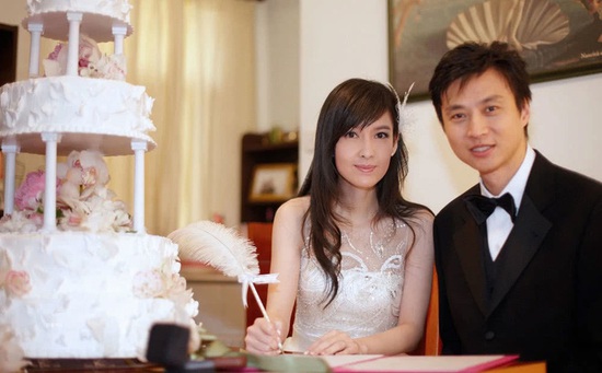 Ngọc nữ số 1 Hong Kong quyết không sinh con để giữ dáng gợi cảm, vẫn bị chồng phản bội 8 lần - Ảnh 4.