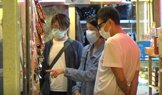 Ngọc nữ số 1 Hong Kong quyết không sinh con để giữ dáng gợi cảm, vẫn bị chồng phản bội 8 lần - Ảnh 7.