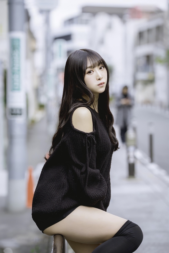 Loạt hình nhan sắc của Naomi Majima, cô nàng búp bê nóng bỏng thích xem phim 18+ của xứ sở hoa anh đào - Ảnh 2.