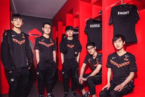 LMHT: Thành bại tại The Shy, Karsa cầm Leesin hủy diệt đường trên của Invictus Gaming cùng TOP Esports hiên ngang tiến vào chung kết - Ảnh 3.