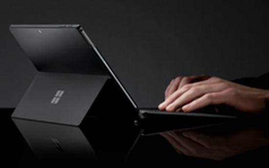 Khó chịu vì laptop Surface không có Thunderbolt 3 và RAM bị hàn chặt ư - Tất cả vì Microsoft lo cho bạn thôi - Ảnh 1.