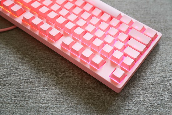 Trên tay AKKO 3018S RGB Pro: Full hồng độc đáo, gõ ngon, đèn nháy xập xình theo nhạc - Ảnh 1.