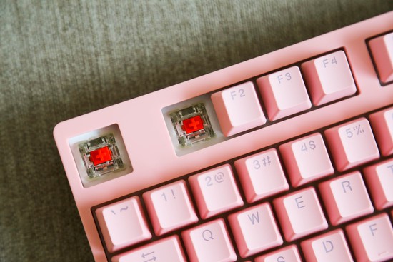 Trên tay AKKO 3018S RGB Pro: Full hồng độc đáo, gõ ngon, đèn nháy xập xình theo nhạc - Ảnh 2.