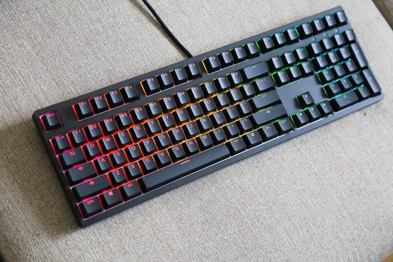 Trên tay AKKO 3018S RGB Pro: Full hồng độc đáo, gõ ngon, đèn nháy xập xình theo nhạc - Ảnh 5.