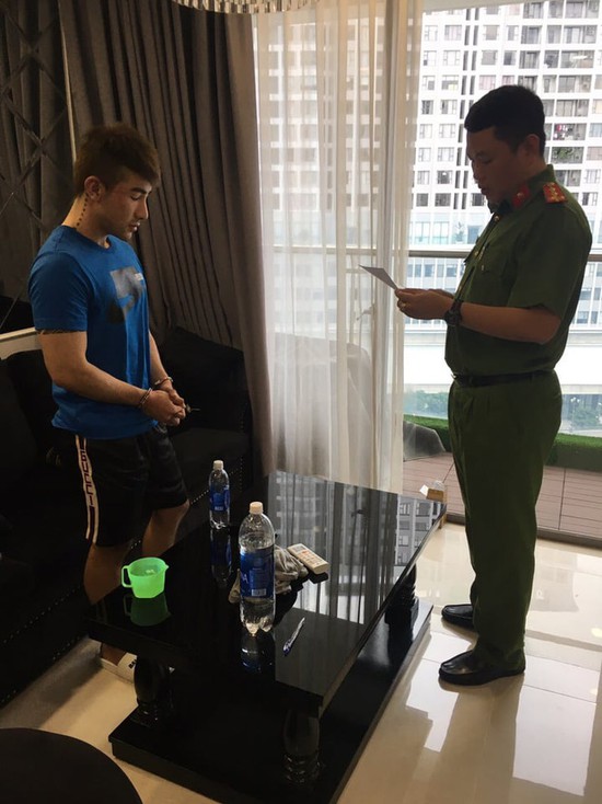 Đường dây bán dâm 30.000 USD: Tú ông Lục Triều Vỹ giàu cỡ nào trước khi bị bắt? - Ảnh 4.