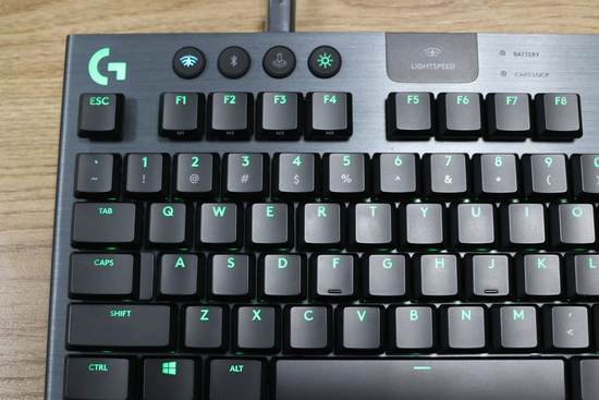 Logitech G913 TKL, bàn phím không dây cao cấp đáng mua cho game thủ trong năm 2020 - Ảnh 8.