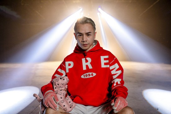 Cư dân mạng kém duyên vào cà khịa Binz vì thành tích thua Sơn Tùng, nhưng cách hồi đáp của nam rapper mới là đáng nể - Ảnh 3.