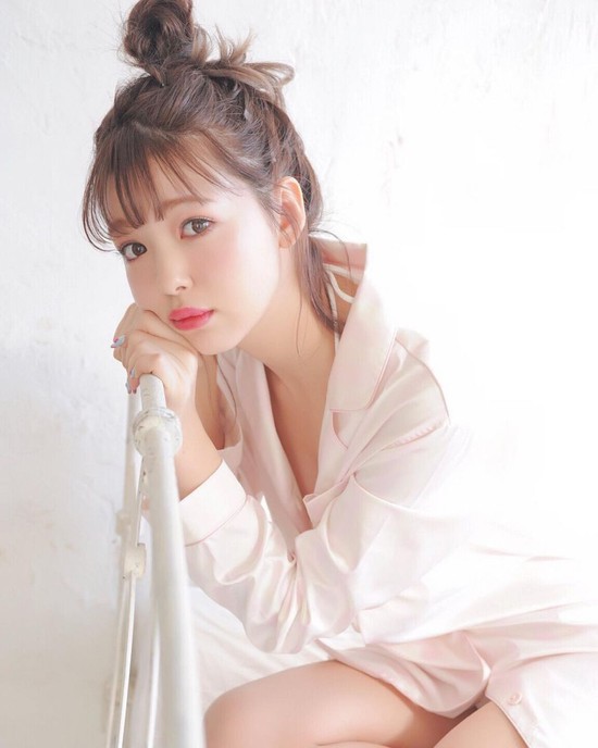 Hội bạn thân của Yua Mikami: Toàn hot girl đình đám, xinh đẹp chẳng hề kém idol quốc dân - Ảnh 8.