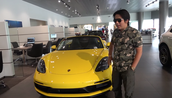 Khoa Pug tậu siêu xe tiền tỷ nhằm giảm áp lực xài tiền: Trước là để đi học và sau sẽ xuyên 50 tiểu bang ở Mỹ - Ảnh 6.