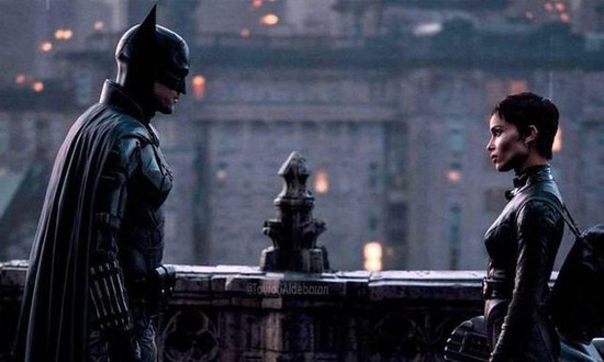 Điểm nhanh 5 “bóng hồng” từng lướt qua đời Batman: Mỹ nhân nào mới là chân ái của chàng Dơi đào hoa? - Ảnh 7.