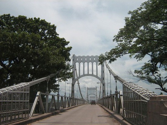 Chuyện về cây cầu VÔ DỤNG nhất thế giới: Đẹp hoàn hảo nhưng chỉ để ngắm, là bài học đắt giá thiên nhiên dành cho con người - Ảnh 2.