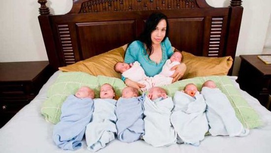  Những đứa trẻ trong ca sinh 8 kỷ lục thế giới của bà mẹ có 14 đứa con bây giờ ra sao? - Ảnh 1.