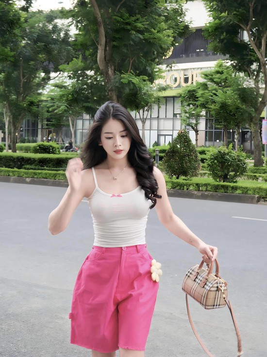 Hậu chia tay, "hoa nhài" Mie "lột xác" 180 độ, diện mạo mới khiến fan game mê mẩn - Ảnh 1.