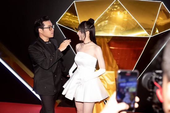 Hậu chia tay, "hoa nhài" Mie "lột xác" 180 độ, diện mạo mới khiến fan game mê mẩn - Ảnh 8.