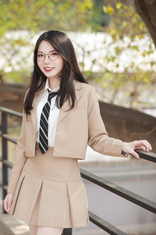 Đùa không vui, MC mới nhất làng Esports đã 'căng'! - Ảnh 2.