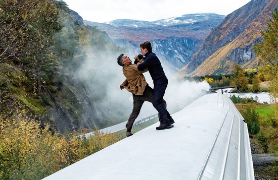 Tom Cruise - biểu tượng hành động không sợ chết ở tuổi 61 - Ảnh 5.