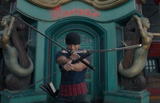 Tài tử đóng thợ săn hải tặc Zoro phim One Piece đang gây sốt vì như xé truyện bước ra đời thực  - Ảnh 9.