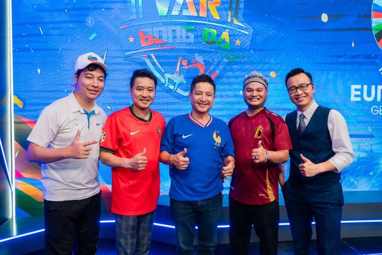 VAR Bóng Đá Show mùa 2 - Tập 4: Pháp - Bỉ thư hùng, chờ Ronaldo “mở tài khoản” bàn thắng- Ảnh 1.