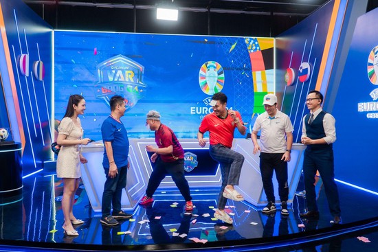 VAR Bóng Đá Show mùa 2 - Tập 4: Pháp - Bỉ thư hùng, chờ Ronaldo “mở tài khoản” bàn thắng- Ảnh 2.