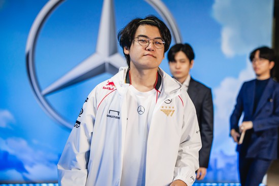 Gumayusi được xem là sẽ kế thừa visual của Faker tại T1 trong tương lai