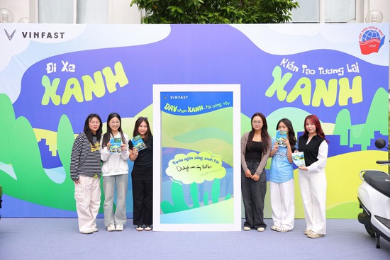 Cuộc thi hùng biện Green Voices có thí sinh đầu tiên vào chung kết: Chiến thắng nhờ thông điệp ‘sạc lại tư duy hội nhập’- Ảnh 17.