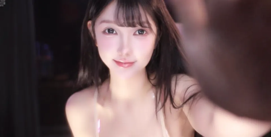 Được đề nghị diện bikini chơi game, nữ streamer "báo giá" gần 40 tỷ- Ảnh 4.