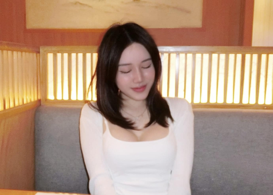 Từng "bank" 5 tỷ cứu Zeros, streamer Yogurt vẫn ngại ngùng với biệt danh được CĐM đặt cho- Ảnh 1.