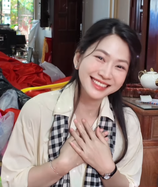 Lê Bống bắt trend 