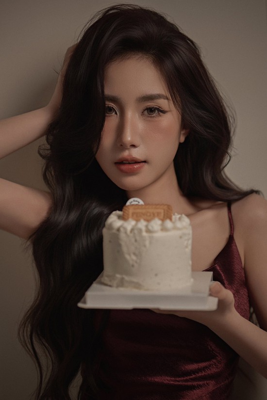 "Vợ quốc dân" Tiểu Hý gây thương nhớ với bộ ảnh tuyệt đối "slay"- Ảnh 6.
