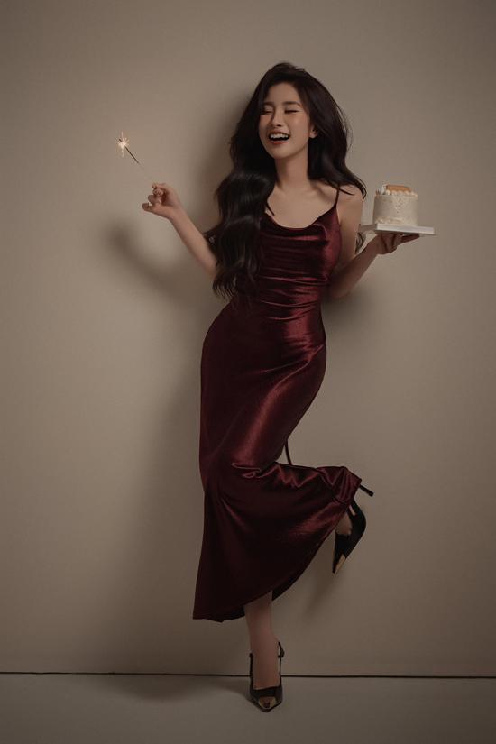 "Vợ quốc dân" Tiểu Hý gây thương nhớ với bộ ảnh tuyệt đối "slay"- Ảnh 3.