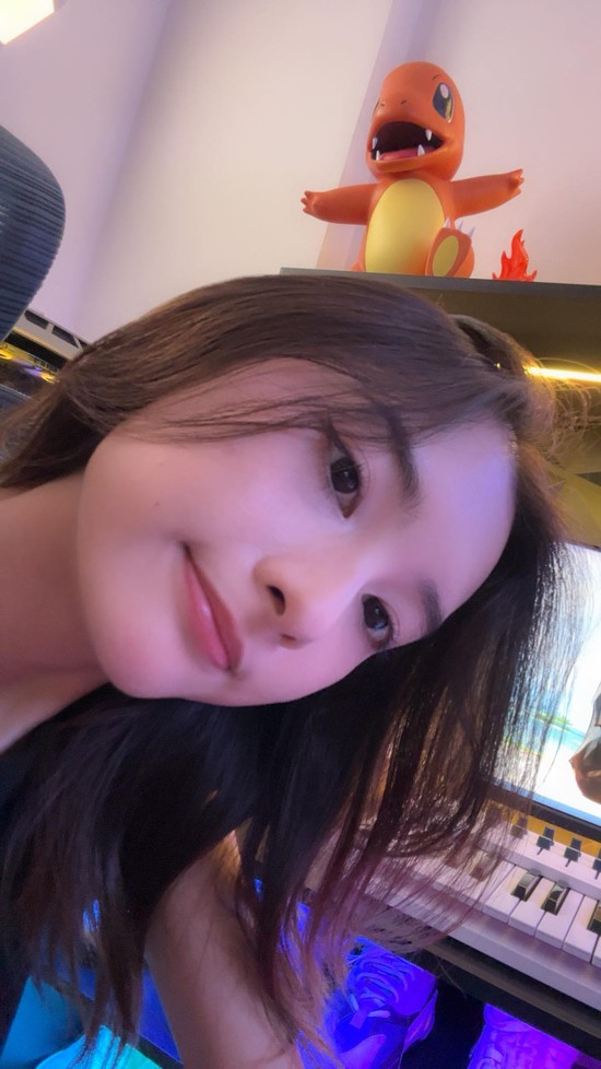 Nữ streamer fan MU bật chế độ 