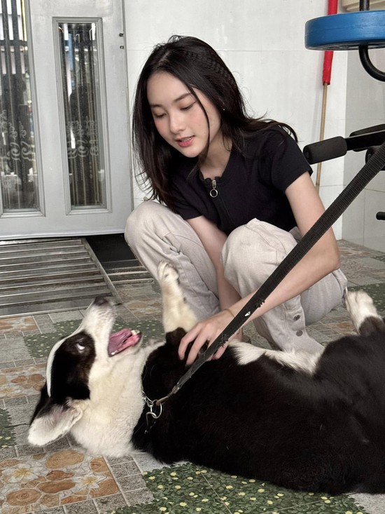 Nữ streamer fan MU bật chế độ 