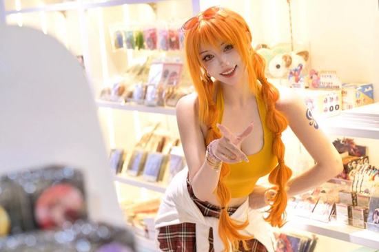 Cosplay Nami, khi nữ thần One Piece bước ra đời thực xuất thần đến từng milimet- Ảnh 4.