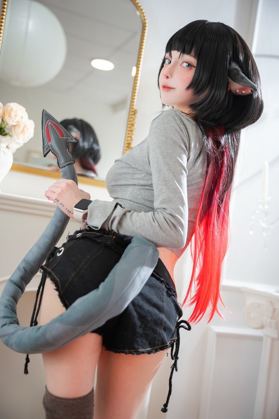 "Búp bê sống" làng streamer hun mắt fan nam với bộ ảnh cosplay người nhện phiên bản nóng bỏng có 1-0-2- Ảnh 6.