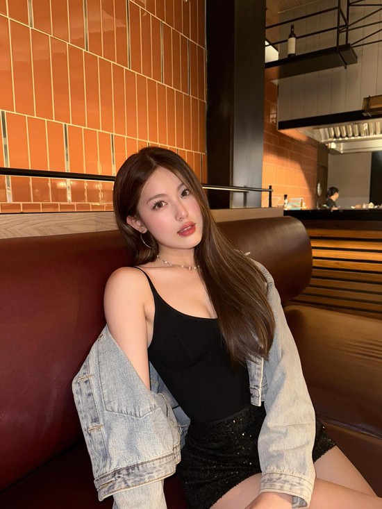 Hot girl Babyboo liên tục tung ảnh 