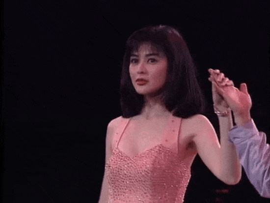 “Đệ nhất mỹ nhân showbiz” trúng cú lừa thế kỷ của 