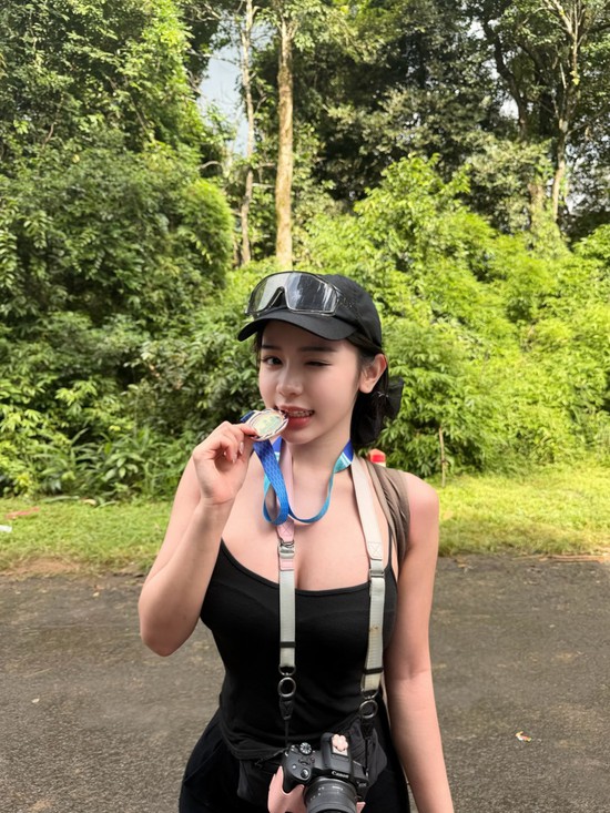 Hot girl 2k1 trở lại rực rỡ sau biến cố- Ảnh 7.