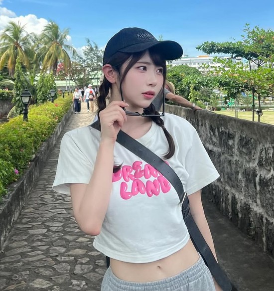 Dở khóc dở cười: Hot girl nổi tiếng Nhật Bản bất ngờ được tuyển trạch viên tiếp cận trên phố, mời chào làm hot girl gợi cảm- Ảnh 1.