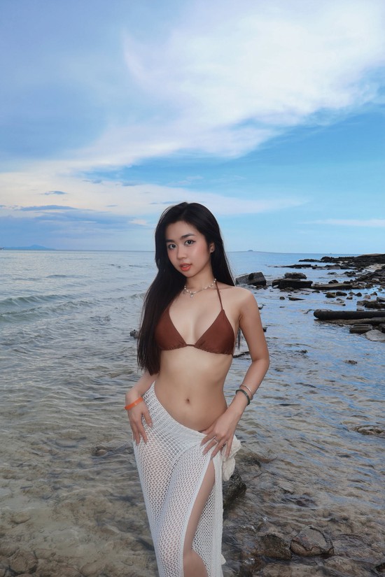 Không nhận ra nhan sắc thuở thơ ngây của hot dancer Quỳnh Meo- Ảnh 2.