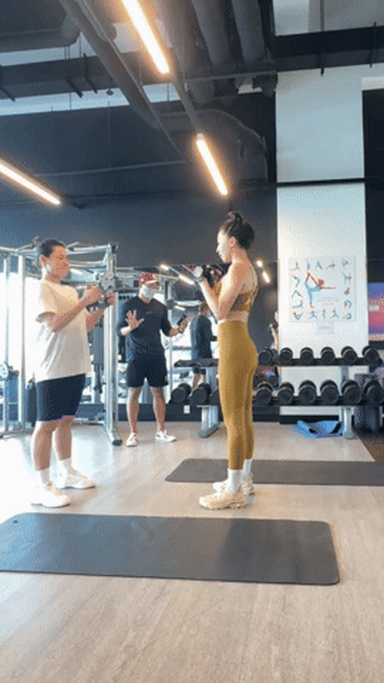 Thay đổi đến khó nhận ra, "người cũ" của Sơn Tùng nay có gương mặt lọt top thế giới- Ảnh 8.